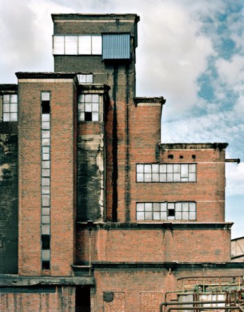 Kokerei Carbo Koks zwischen Bytom und Zabrze,  Kohlenmahlturm